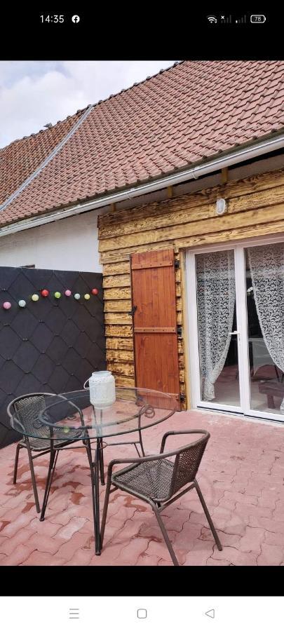 Loft avec Baignoire SPA LÉcrin Romantique Ochancourt Extérieur photo